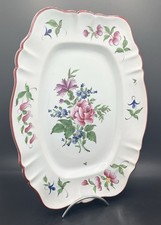 Plat festonné décor floral