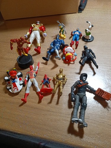 Lot figurines diverses - lot,