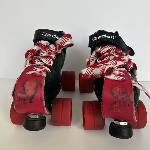 Riedell dart roller skates - ,