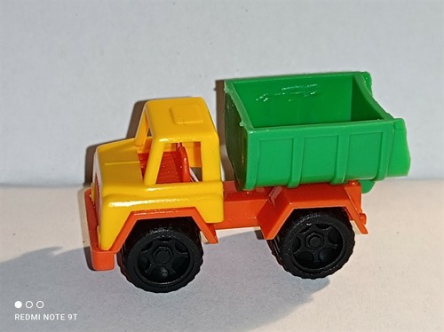 Véhicule miniature camion - véhicule,