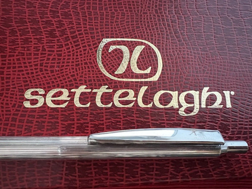 Settelaghi stylo bille - À,