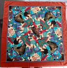 BALENCIAGA -grand foulard en soie