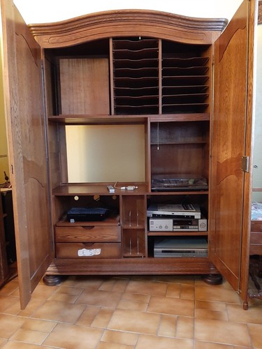 Armoire video hauteur - armoire, hi