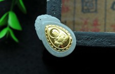 Magnifique Pendentif Bouddha Rieur en Jade Clair plaqué Or 24K