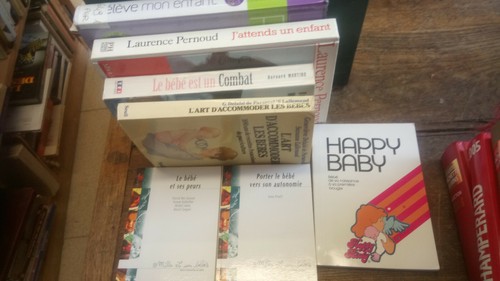 Lot livres attends un - livres,