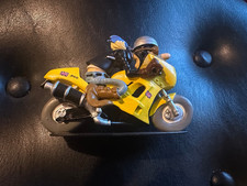 Joe Bar Team Triumph 900