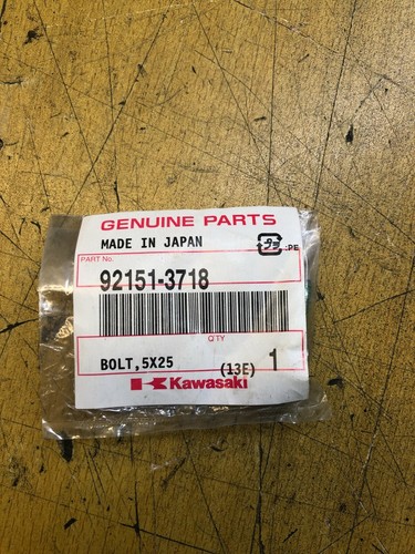 Boulon jt1100 kawasaki - 1,