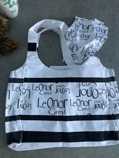 sac shopping blanc inscription LEONOR GREYL noire 36X56X11CM+foulard