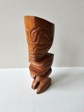Totem sculpture statue tiki - totem,