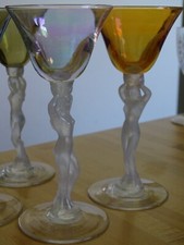 5 VINTAGES CORDIALS GLASSES BAYEL FRANCE PATTERN BACHANTE NUDE COLORS GLASS