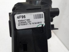 93404-F1960 commande autoradio