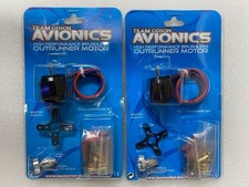 Deux moteurs brushless Kyosho