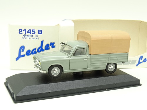 Leader résine peugeot - 1/43,