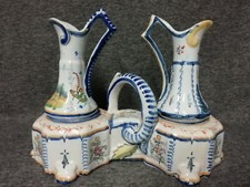 Ancien huilier, vinaigrier en