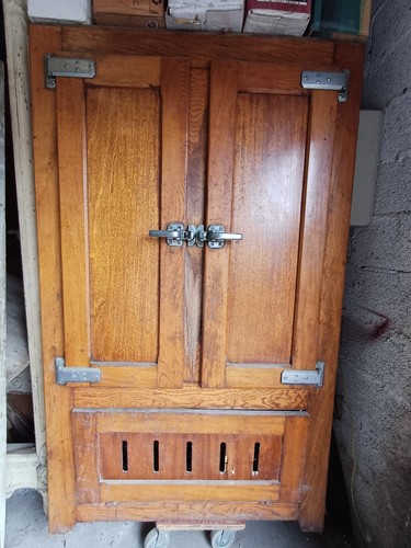 Chambre froide ancienne bois