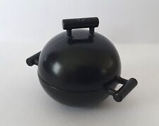 BARBECUE NOIR AVEC GRILLE ET COUVERCLE PLAYMOBIL...