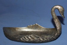 Ancien cendrier en forme de