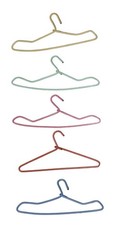 POUPEE - LOT DE 5 CINTRES