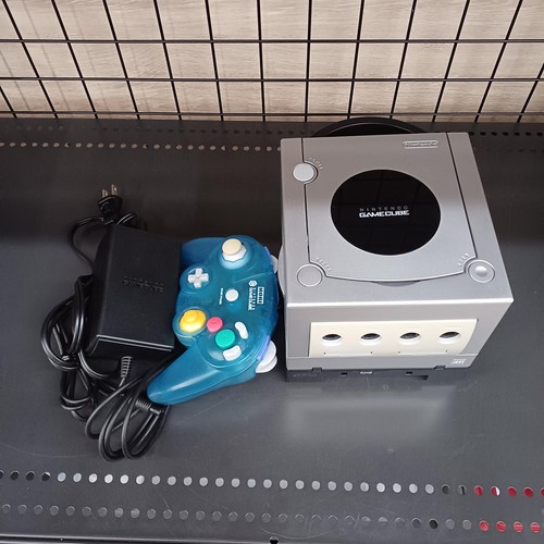 Nintendo gamecube silver - nintendo,