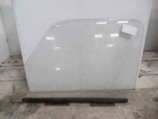 Glace porte avant droite Renault R6 GLACEAVDR6