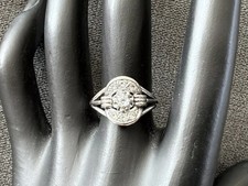 Bague ancienne en or blanc