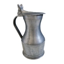 Ancien Pichet A Epaulement En