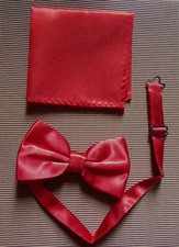 § noeud papillon et carré