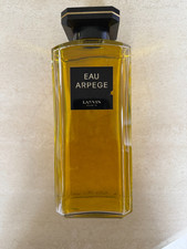 Flacon de démonstration Eau Arpège Lanvin hauteur 22,5 cms largeur 8,5 cms