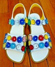 SANDALE en CUIR FLEURS