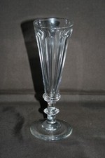 Flûte à champagne ancienne