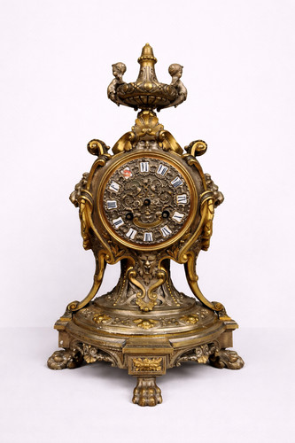 Pendule ancienne style - de,