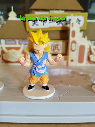Figurine dragon ball goku - figurine,