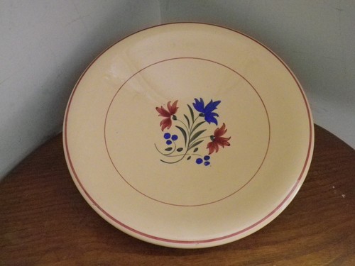 Ancien plat rond sur - , petit