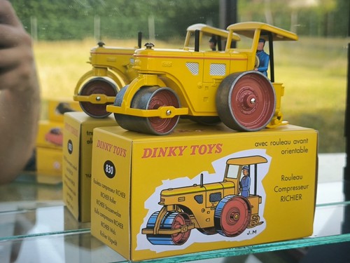 Dinky toys 830 rouleau - toys,