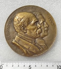 MEDAILLE CLEMENCEAU ET FOCH  1914-1918  diamètre 9,5cm graveur Gilbault
