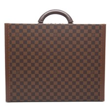 LOUIS VUITTON Damier trunk