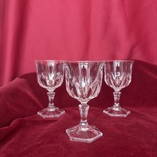 3 verres à vin rouge cristal