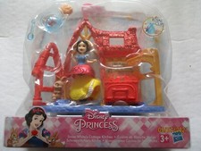 Disney Princesses / Royal