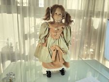 Poupée d'artiste Ruth Treffeisen Vinyl Doll 70 cm. Excellent état