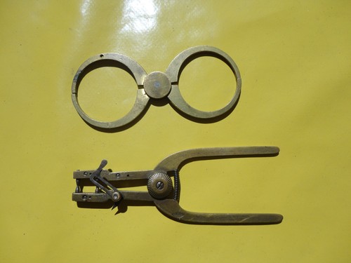 Ancien huit une pince - ancien, et