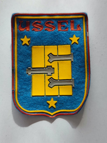 Ancien écusson brodé - écusson,