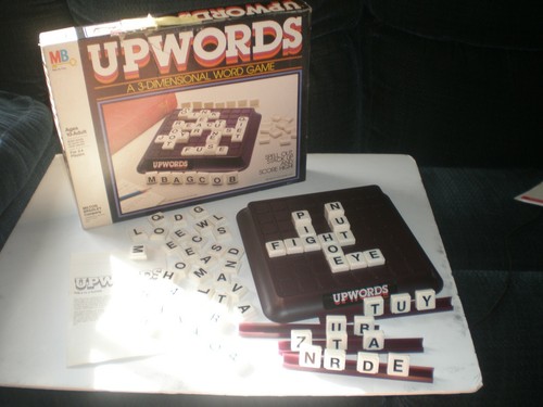 Upwords dimensional word - 3-dimensional,