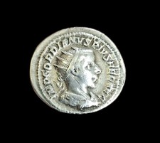 Antoninien De Gordien III, Iovi Staori