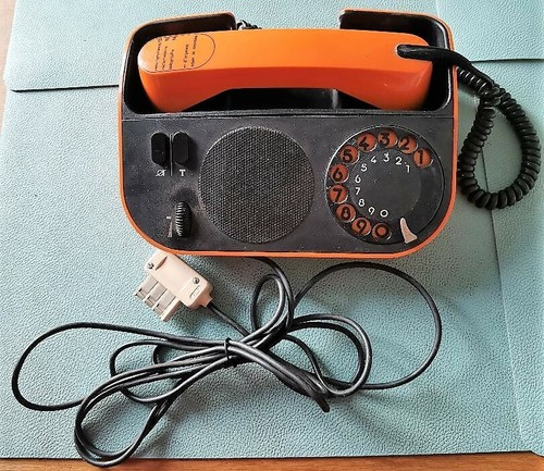 Téléphone vintage orange - vintage,