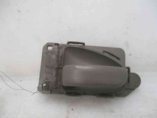 Poignee interieur porte avant