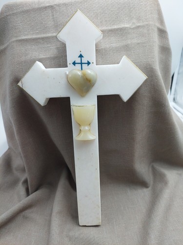 Insolite croix marbre - croix, coeur