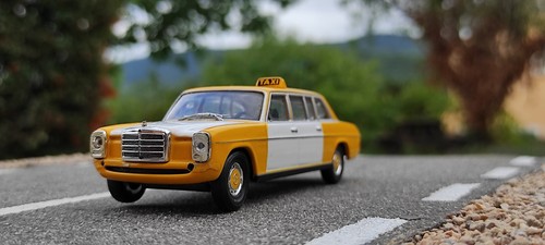 Mercedes benz 240d w115 - mercedes,