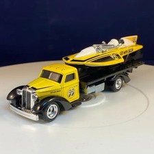 Hotwheels Camion de service et bateau moon eyes premium Loose??