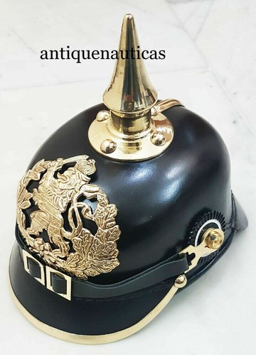 Casque pointe officier - à, d'officier