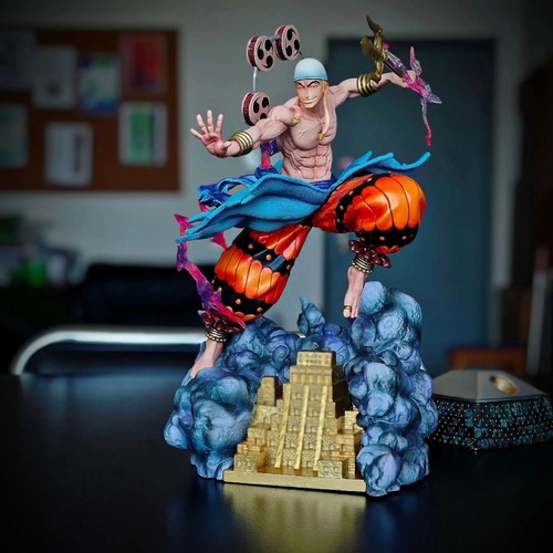 Figurine one piece - ener, dieu
